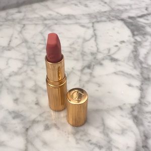 Charlotte Tilbury Kidman’s Kiss